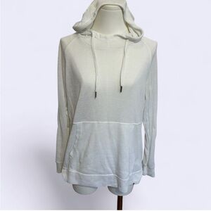 White LIV Outdoor Women’s Small Long Sleeve Hooded Pullover With Kangaroo Pocket